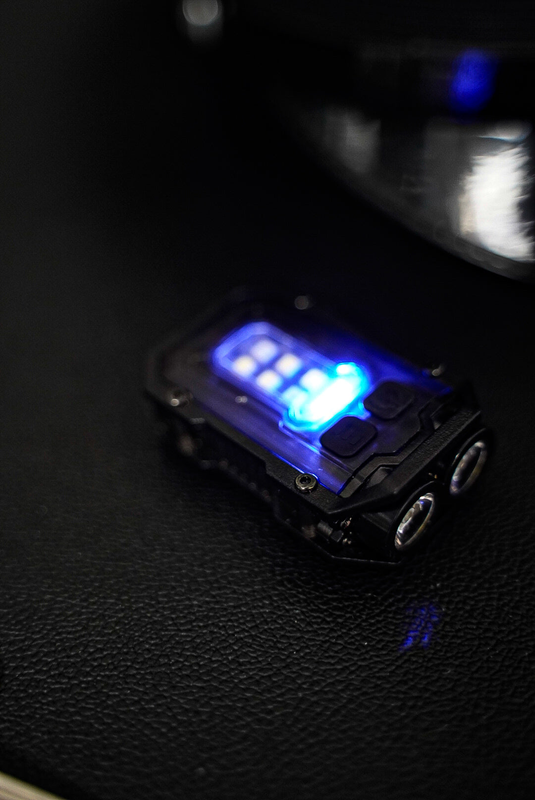 Torcia Led Multiuso (Lampeggiante Rosso/Blu)