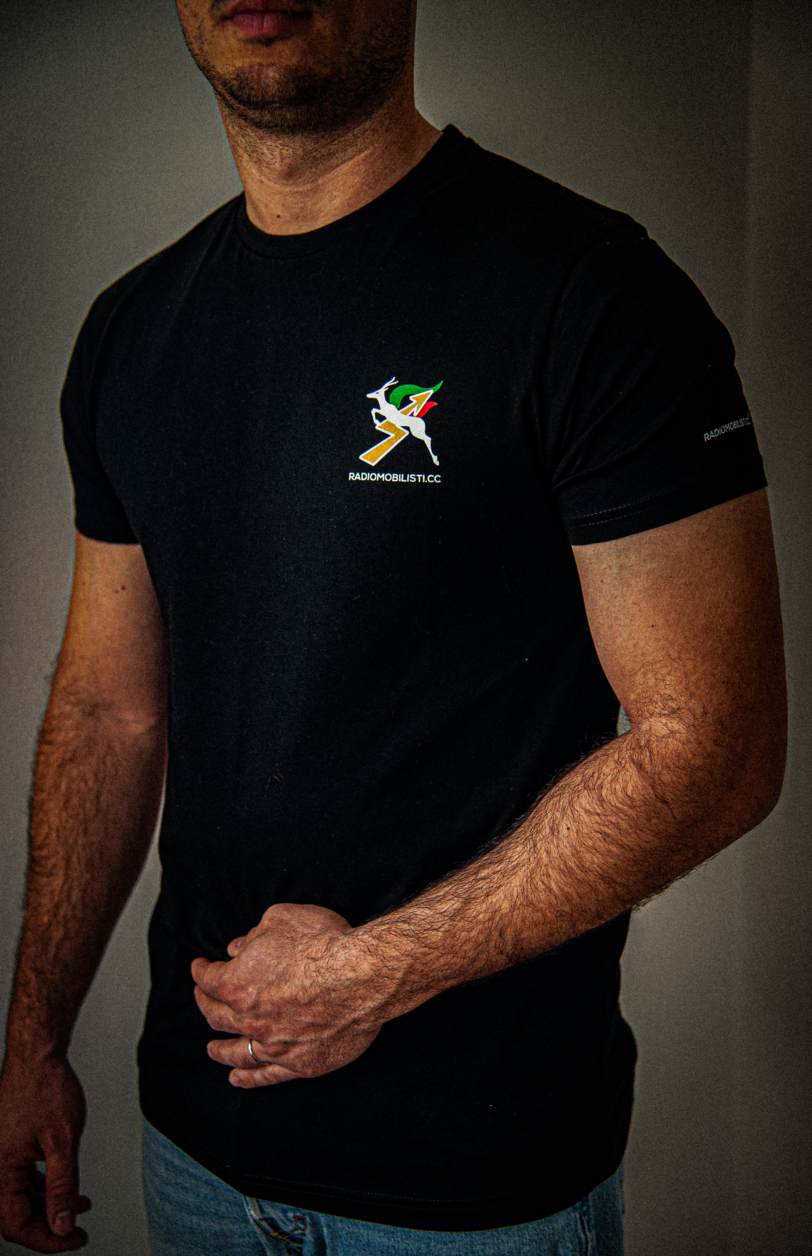 HUNT OR BE HUNTED T-SHIRT